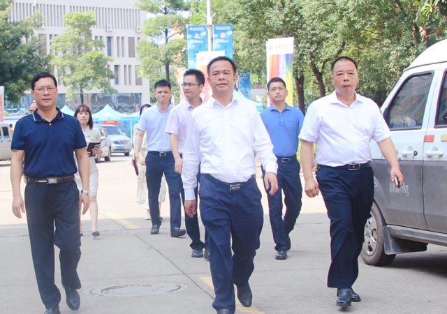 河源市人力資源和社會(huì)保障局黨組書記林文泉