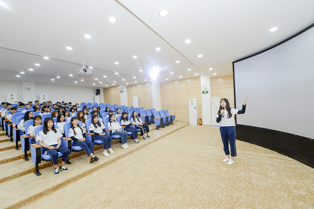 3D導(dǎo)游實(shí)訓(xùn)室