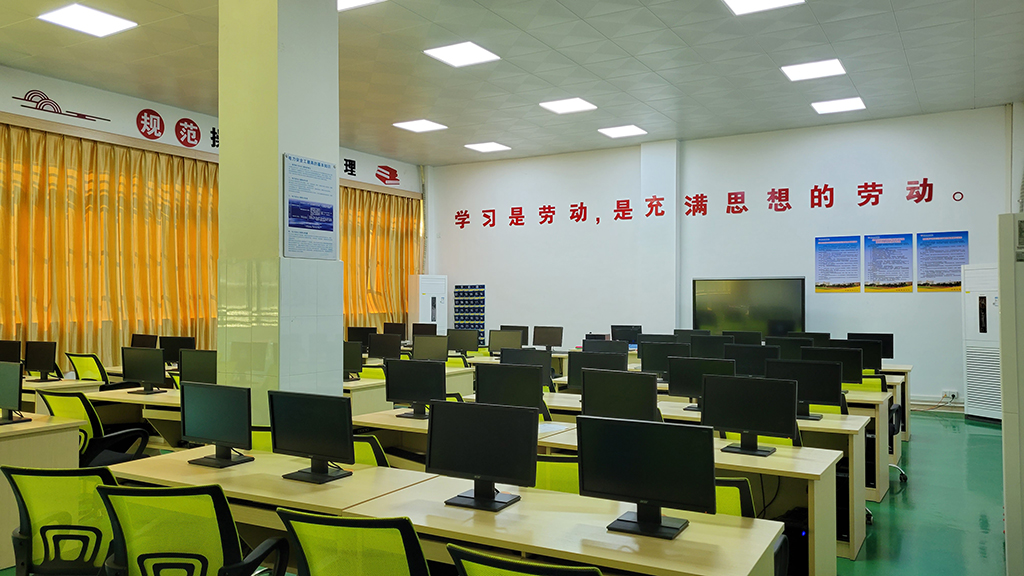 純電動轎車電驅(qū)動系統(tǒng)實訓(xùn)室