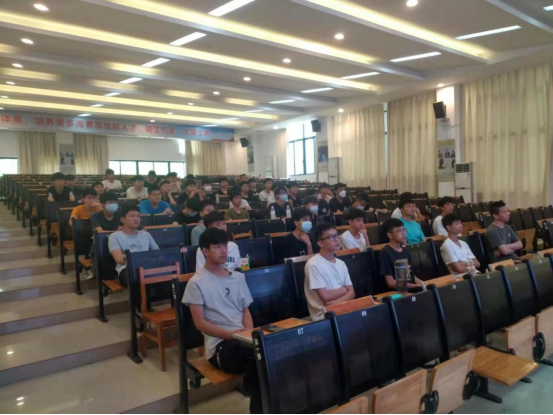 汽車技術(shù)系召開(kāi)2022屆學(xué)生崗位實(shí)習(xí)企業(yè)就業(yè)指導(dǎo)宣講活動(dòng)  （需審核）280.png